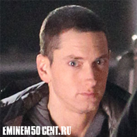 Eminem на съемках клипа Space Bound